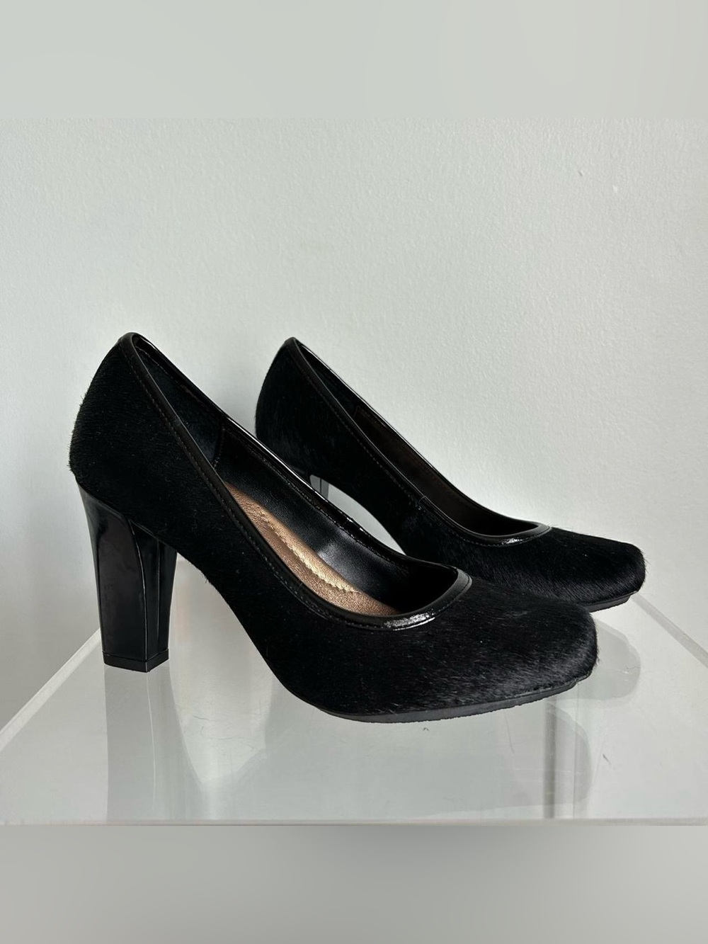 Vintage 90s Pony hair pumps